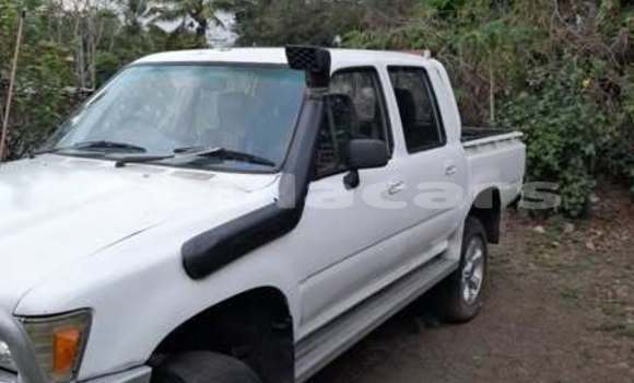 Buy Used Toyota Harrier Other Car in Ba in Western