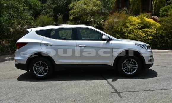 Buy Used Hyundai Santa Fe Silver Car in Korovou in Central Buy Used Hyundai Santa Fe Silver Car in Korovou in Central