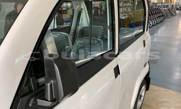 Buy New Bajaj Qute White Car in Korovou in Central Buy New Bajaj Qute White Car in Korovou in Central