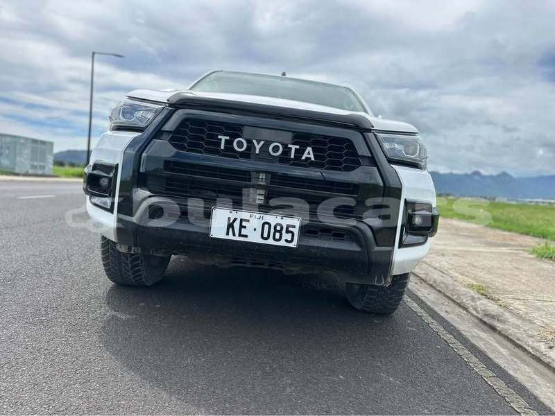 Big with watermark toyota hiluxe revo central suva 17758