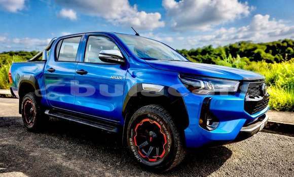Buy Used Toyota Hiluxe Revo Blue Car in Suva in Central Buy Used Toyota Hiluxe Revo Blue Car in Suva in Central