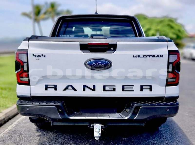Big with watermark ford windstar central suva 17762