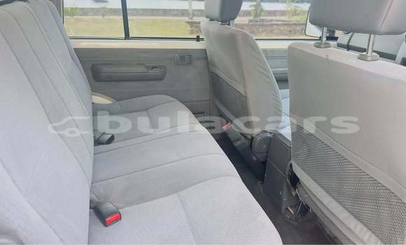 Buy Used Toyota Land Cruiser White Car in Suva in Central Buy Used Toyota Land Cruiser White Car in Suva in Central