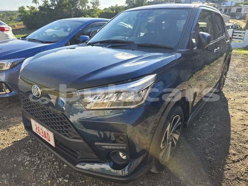 Big with watermark suzuki apv central suva 17770