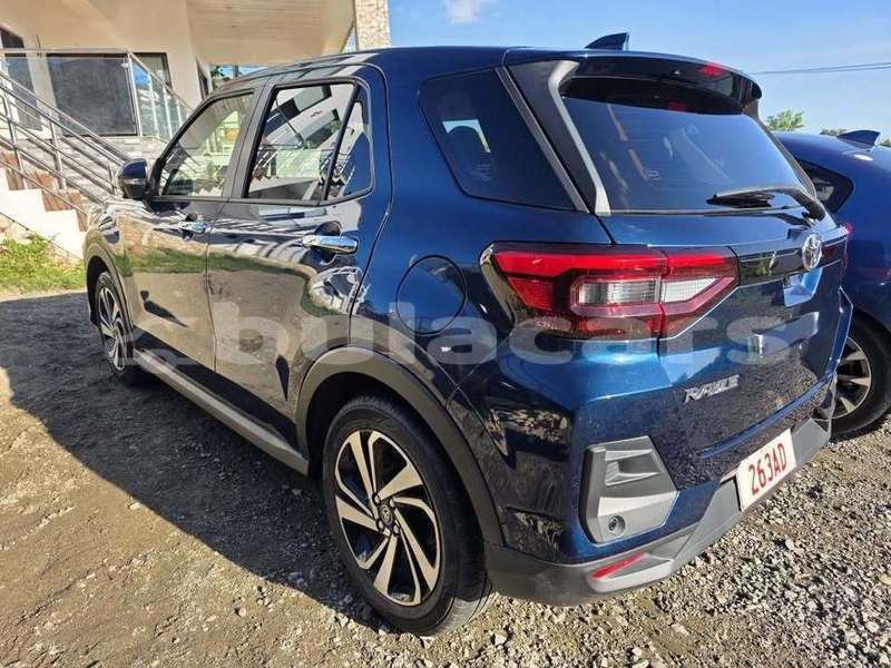 Big with watermark suzuki apv central suva 17770