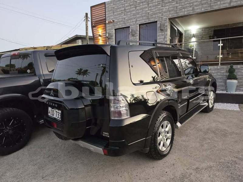 Big with watermark mitsubishi pajero central suva 17777