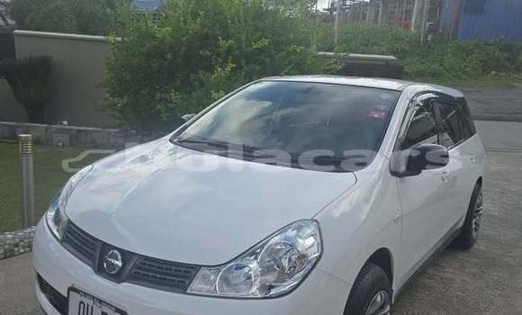 Buy Used Nissan Wingroad White Car in Suva in Central