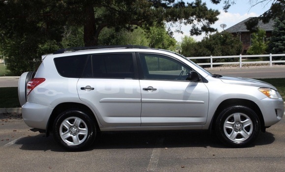 Buy Used Toyota RAV4 Silver Car in Suva in Central Buy Used Toyota RAV4 Silver Car in Suva in Central