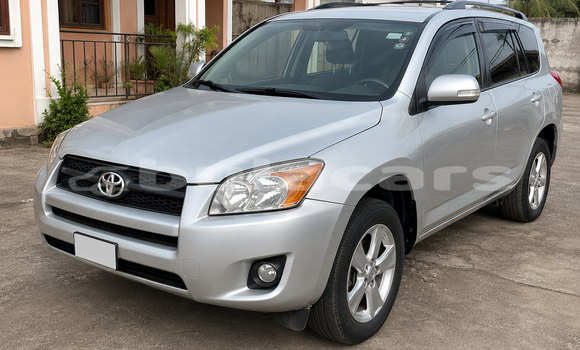 Buy Used Toyota RAV4 Silver Car in Suva in Central Buy Used Toyota RAV4 Silver Car in Suva in Central