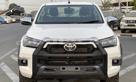 Buy Used Toyota Hilux White Car in Suva in Central Buy Used Toyota Hilux White Car in Suva in Central