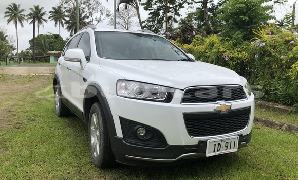 Buy Used Chevrolet Captiva White Car in Suva in Central