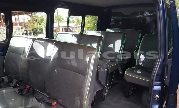 Buy Used Toyota Hiace Blue Car in Suva in Central Buy Used Toyota Hiace Blue Car in Suva in Central